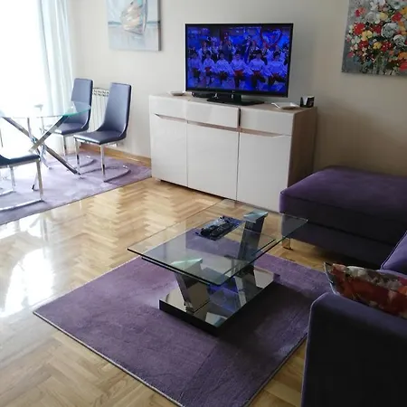 Vlado Apartment *